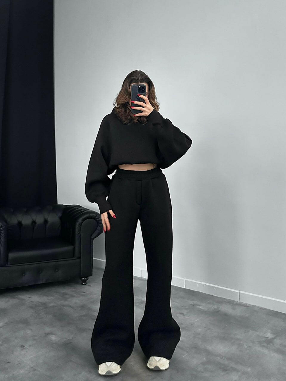 Black Sweatshirt & Tracksuit Set - Modern, Detailed Design