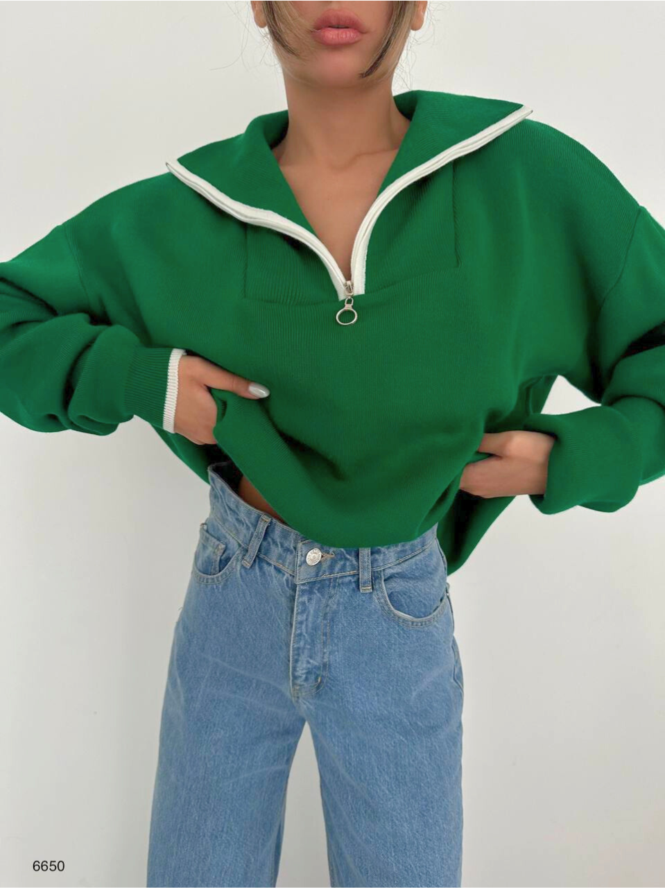 Collar Sweater in Green - Noxlook