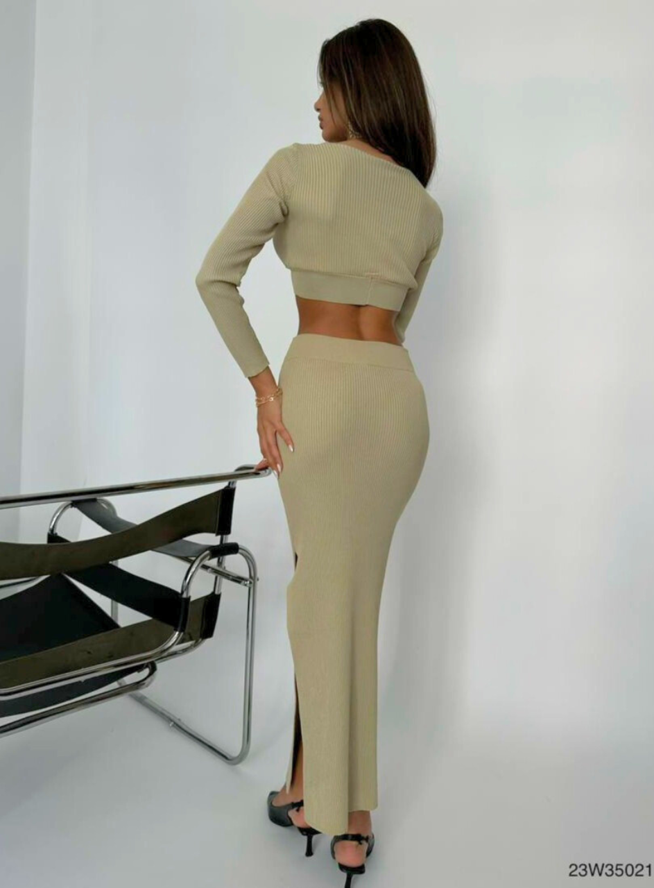 V-Neck Crop Slit Maxi Skirt Set in Beige - Noxlook