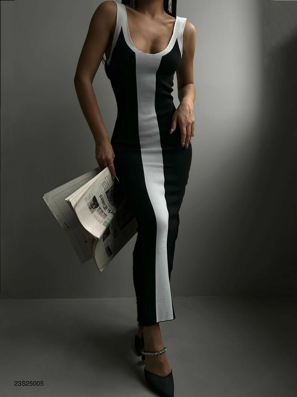 Double Color Back Slit Side Detail Dress BF23S25005 Black-White